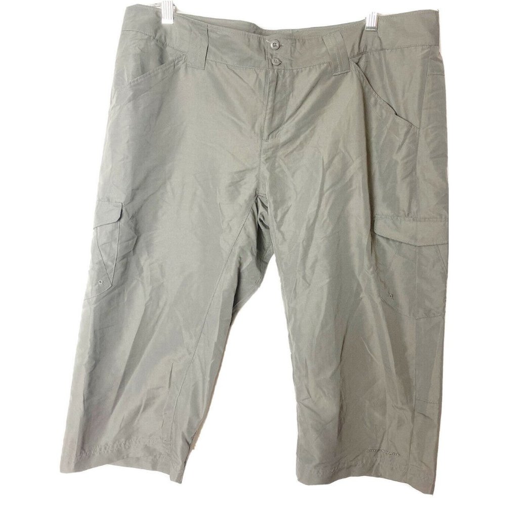 COLUMBIA Women Size 12 Gray Crop Capri Omni-Shade pants EUC